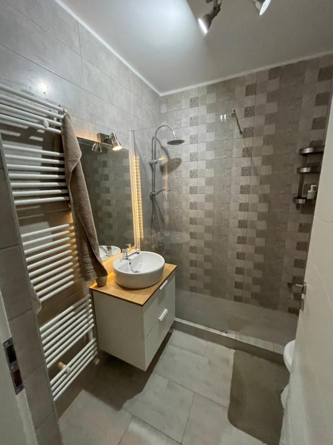 Pearl Luxury Apartment Near Presidential Palace Bucharest Exterior photo