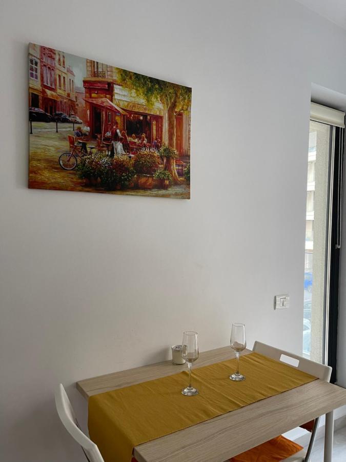 Pearl Luxury Apartment Near Presidential Palace Bucharest Exterior photo